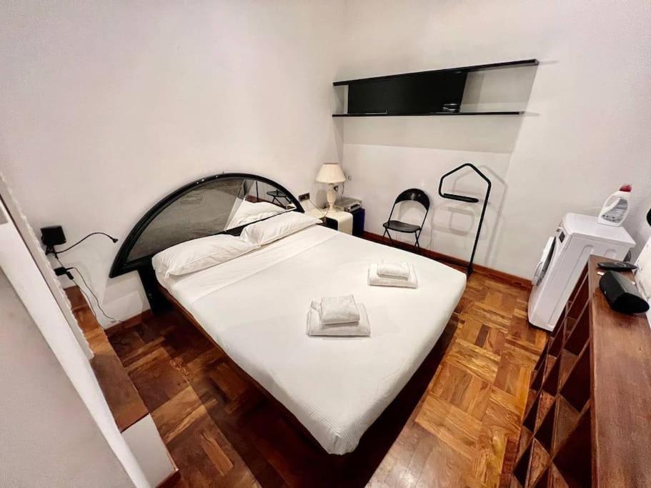 Old Town Florence- Love Apartment Bagian luar foto